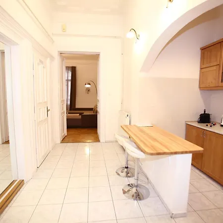 Appartement Venus - Opera Iv *