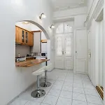 Apartment Venus - Opera Iv *