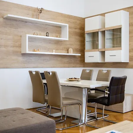 Venus - Opera Iv Apartman