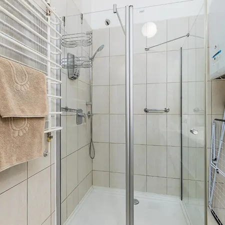 Venus - Opera Iv * Budapest