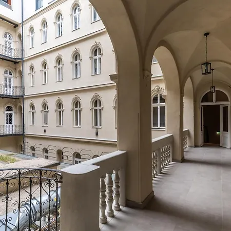 Apartman Venus - Opera Iv *