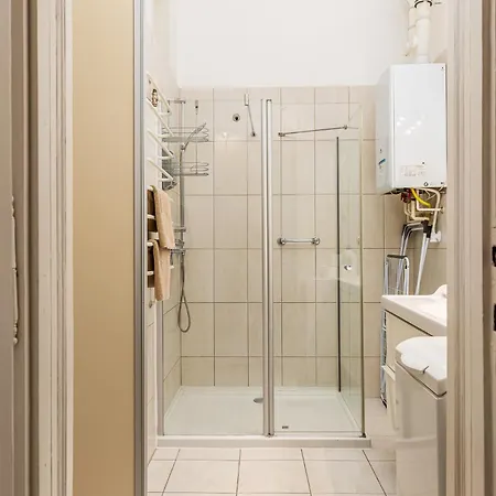 Apartman Venus - Opera Iv *