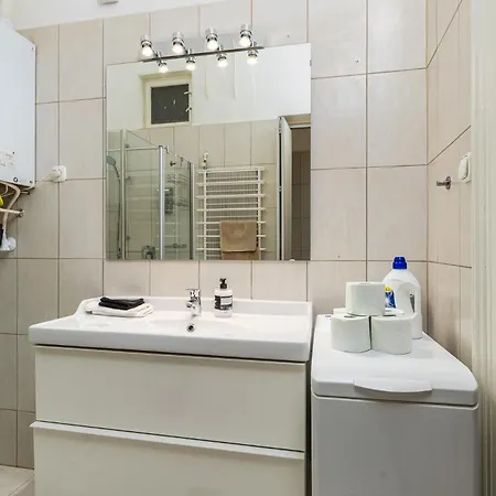 Venus - Opera Iv Apartment